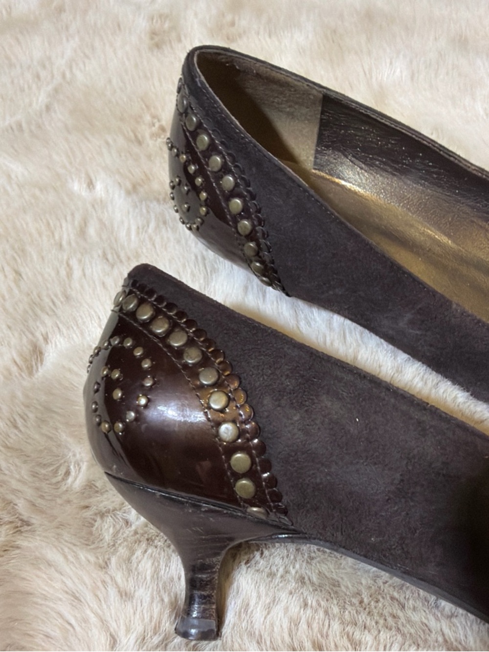 Stuart Weitzman Dark Brown Studded Bow Flats - Picture 5 of 8